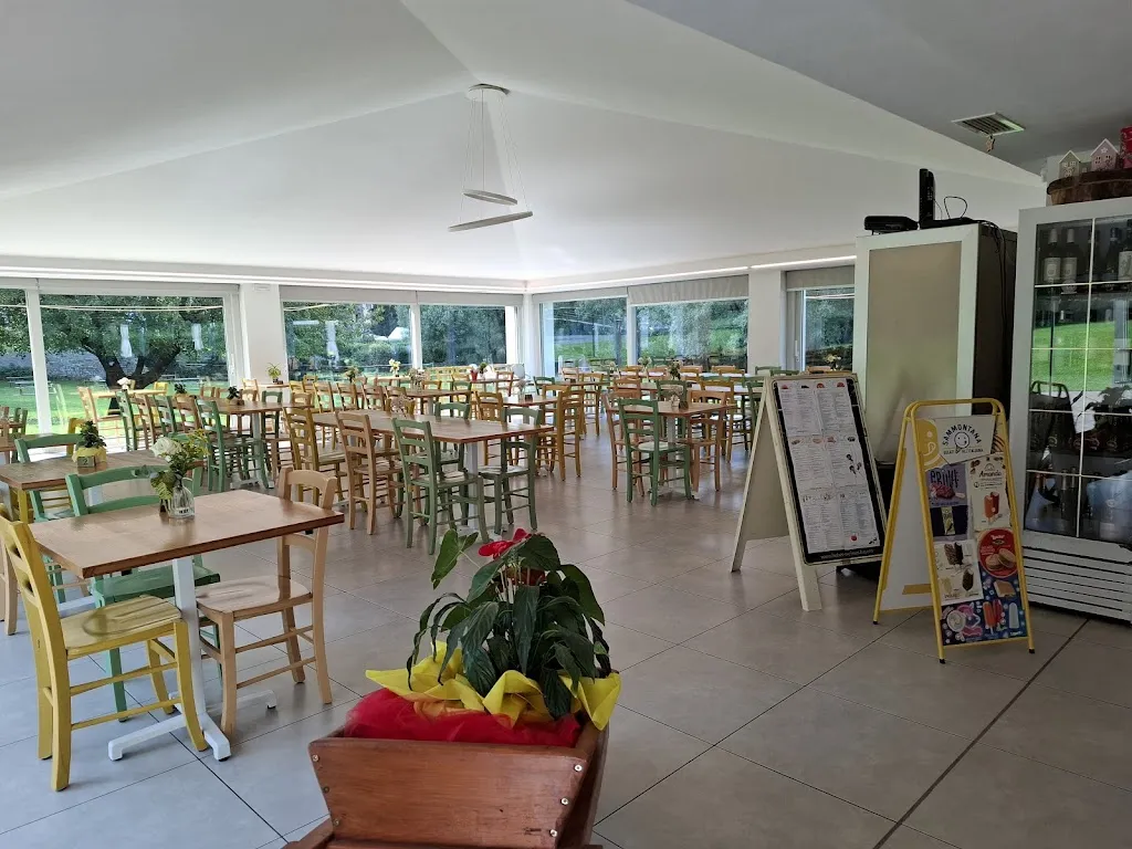 Biali Bar Aperitivi e Pizzeria restaurant in Monasterolo