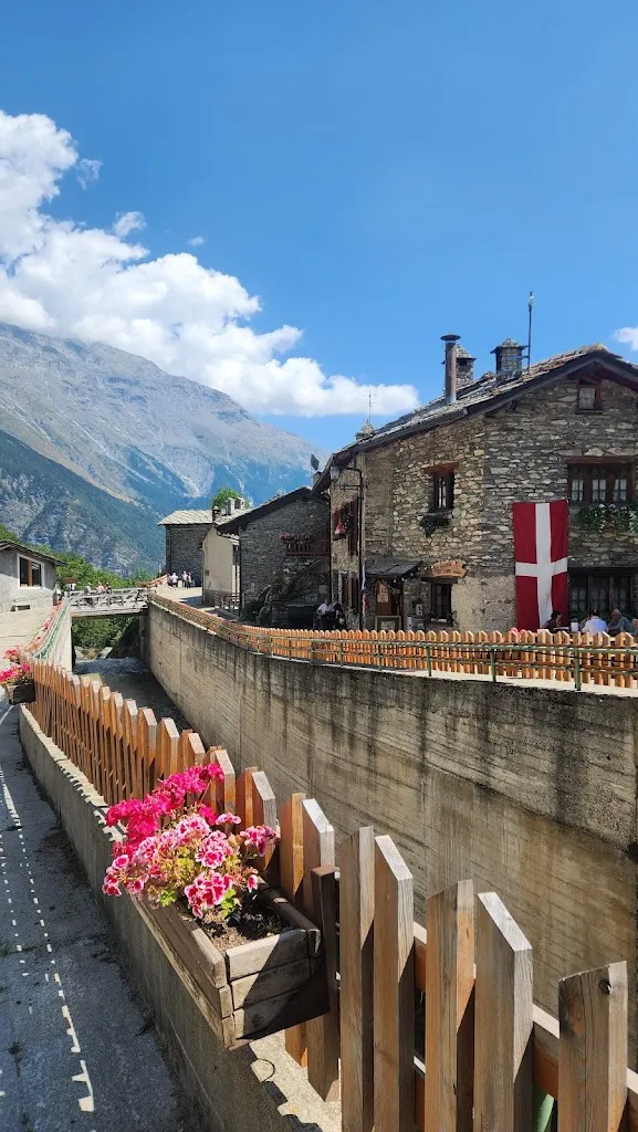 La locanda del Conte Verde_Moncenisio_slider_image_3
