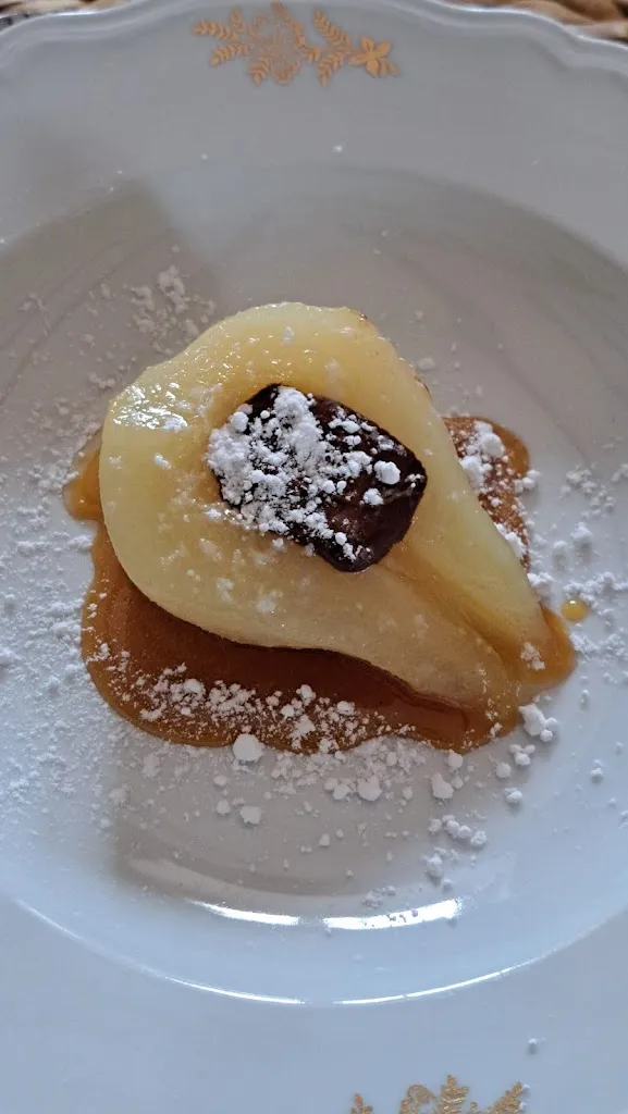 Therese Dandres_Barot home restaurant_Moncestino_review