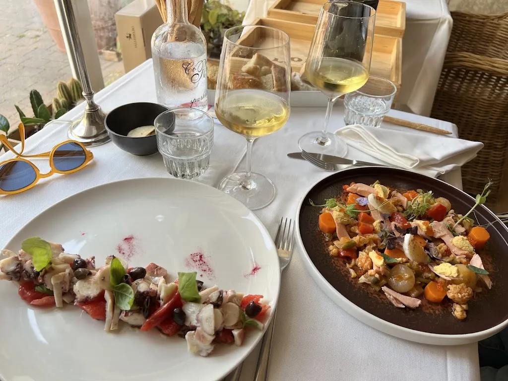 Corona Reale Trattoria Vineria_Moncalvo_slider_image_3