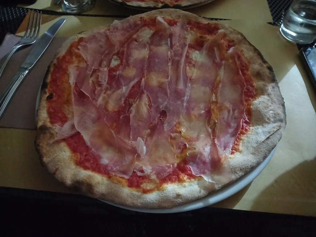 Menu_Pizzeria Moncalveat_Moncalvo_image_5