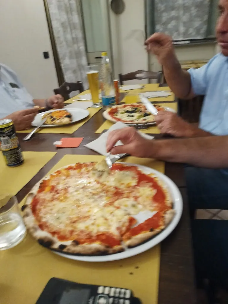 Menu_Pizzeria Moncalveat_Moncalvo_image_6