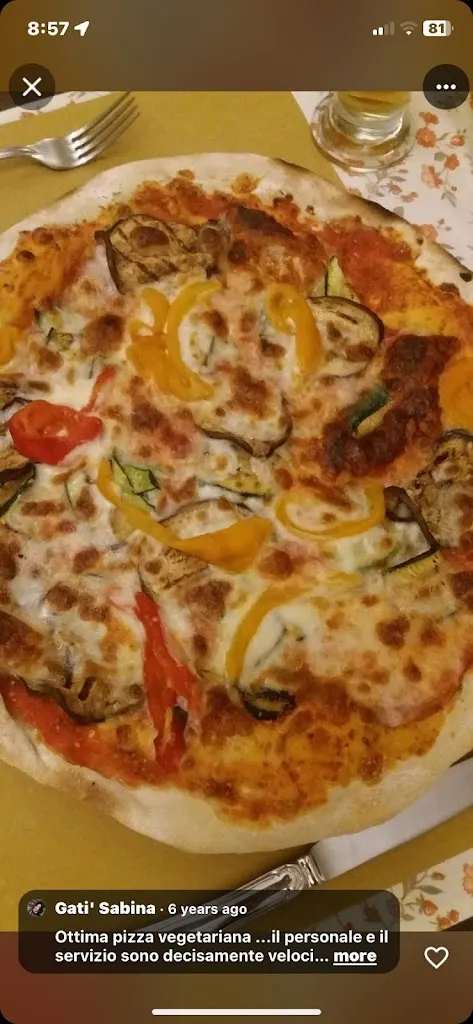Hal Moore_Pizzeria Moncalveat_Moncalvo_review