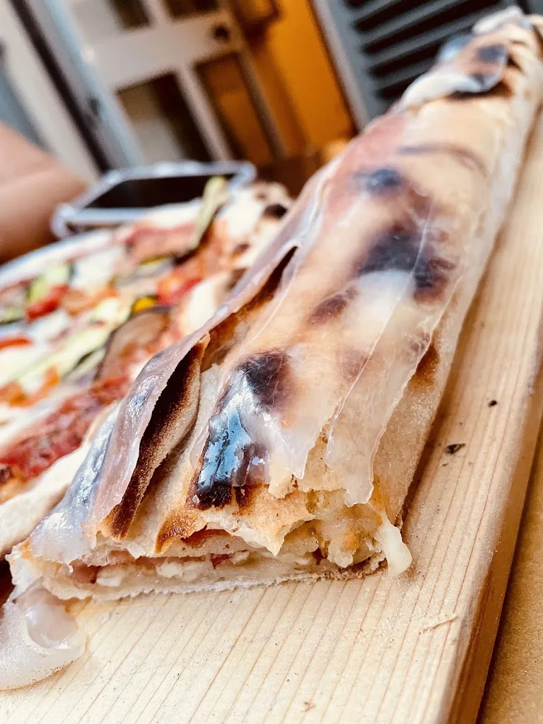 F Heinlein_Pizzeria Moncalveat_Moncalvo_review