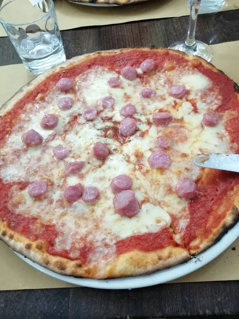 Pizzeria Moncalveat_Moncalvo_slider_image_2