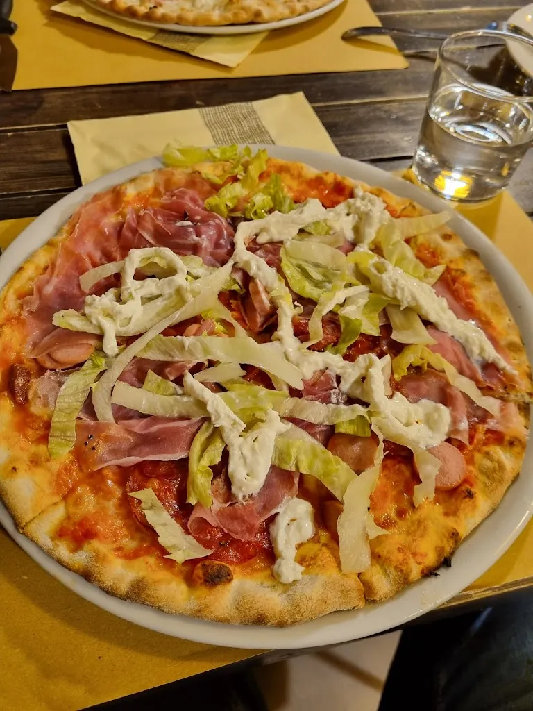 J&S Drone in the Air_Da Massimo_Conversano_review