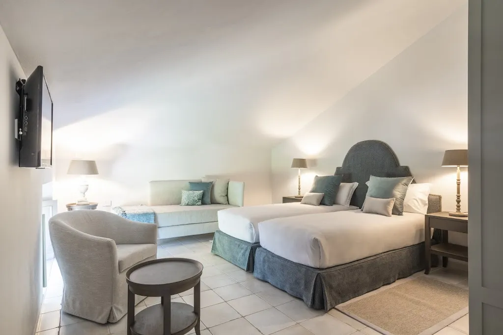 SPINEROLA Hotel Nidum, Restaurant Godezia, SPA Arborea_Moncalvo_slider_image_3