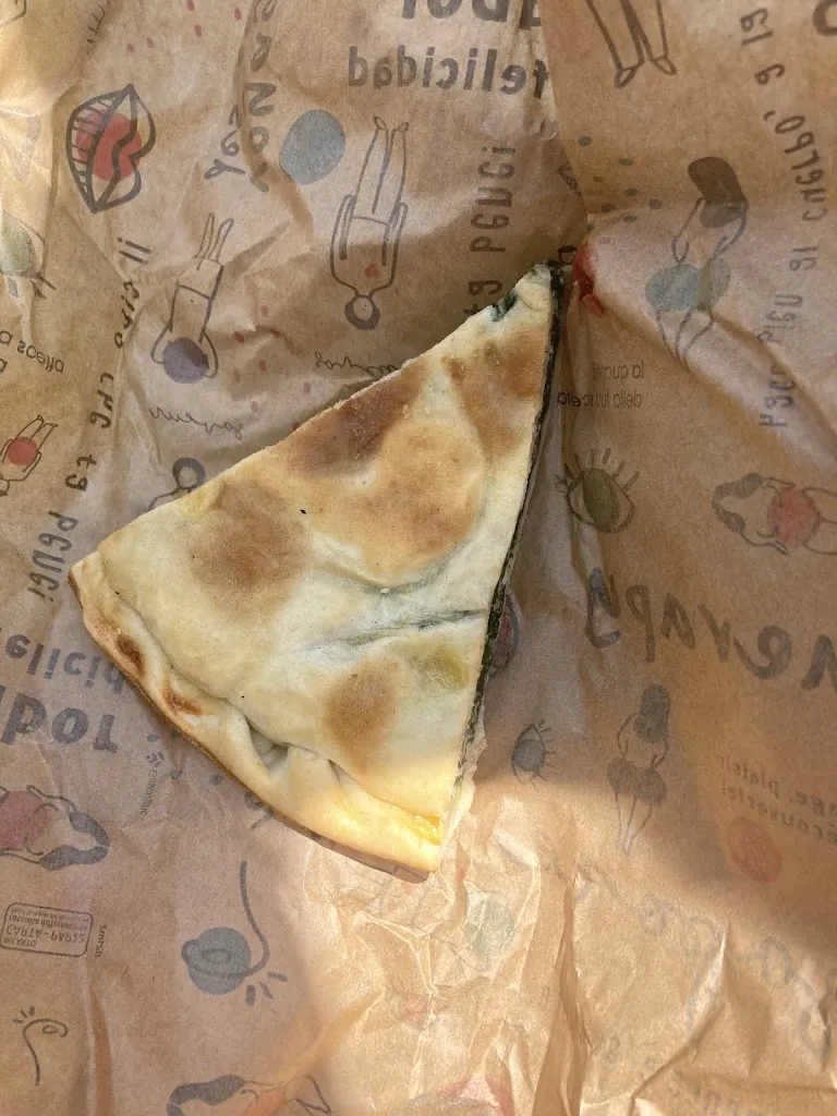 Misha Gordon-Rowe_Focacceria Barese - Il Torrione_Conversano_review