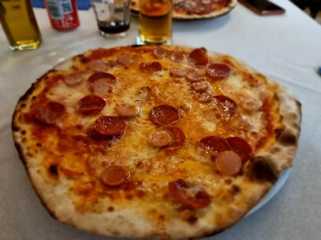 Daniele Gusmini_Pizzeria Ristorante da Lorenzo la Vecchia Stazione_Monchiero Borgonuovo_review