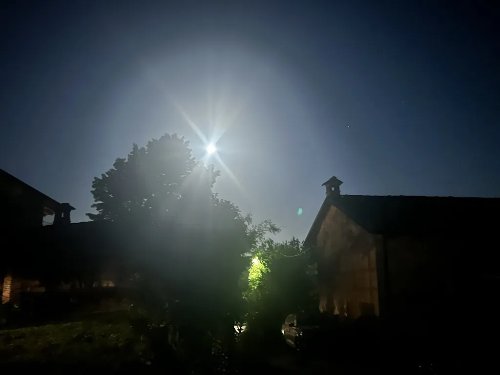 Alessandro Barbiero_Agriturismo CASCINADIMAGGIO_Moncucco Torinese_review