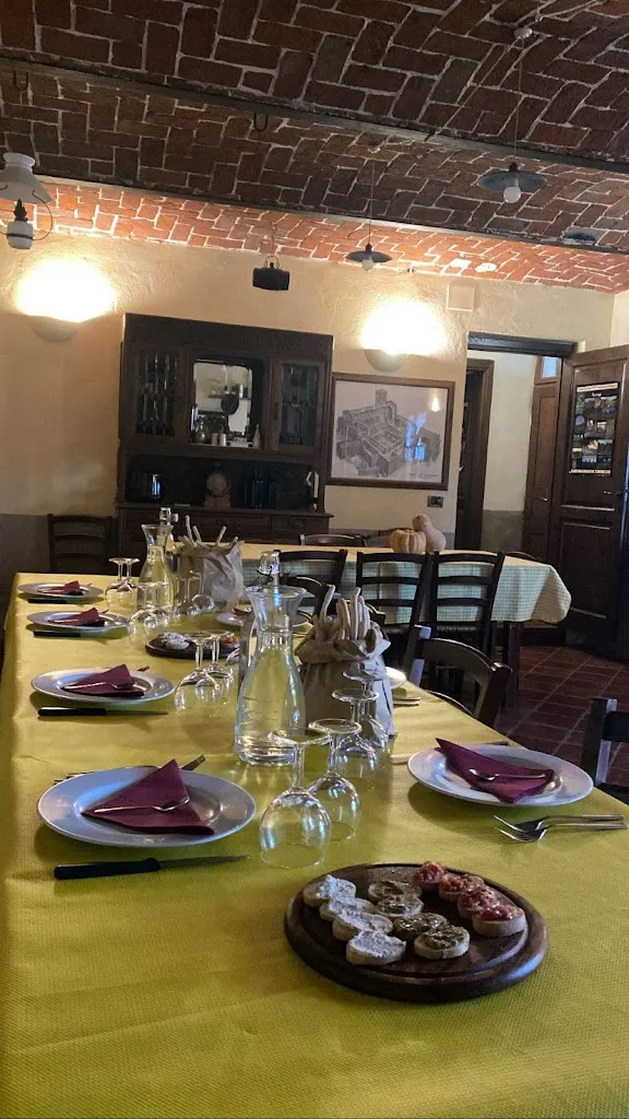 Agriturismo CASCINADIMAGGIO_Moncucco Torinese_slider_image_2