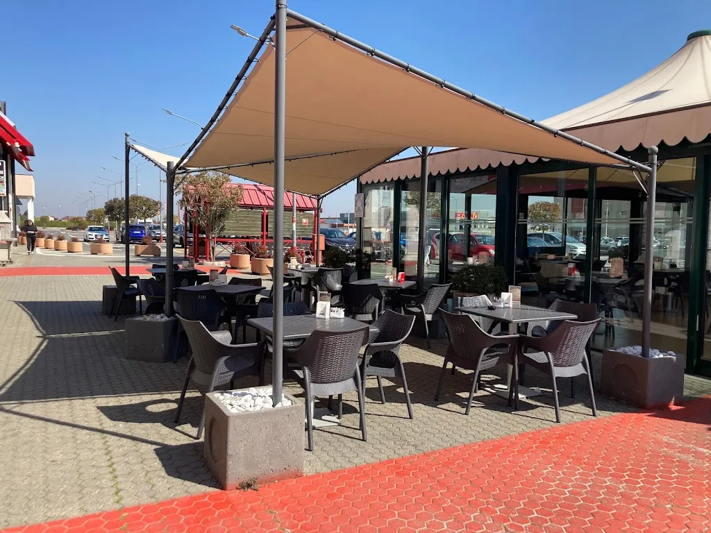 Bar Tavola Calda La Veranda Caffè_Moncrivello_slider_image_1