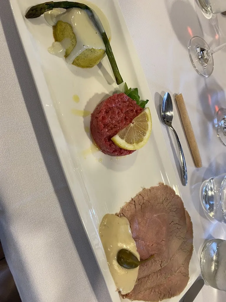 Naila M_Trattoria Terraluna_Monforte d'Alba_review