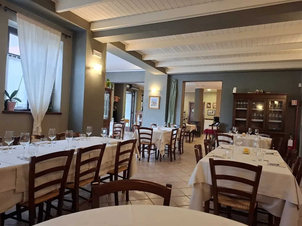 Trattoria Terraluna restaurant in Monforte d'Alba