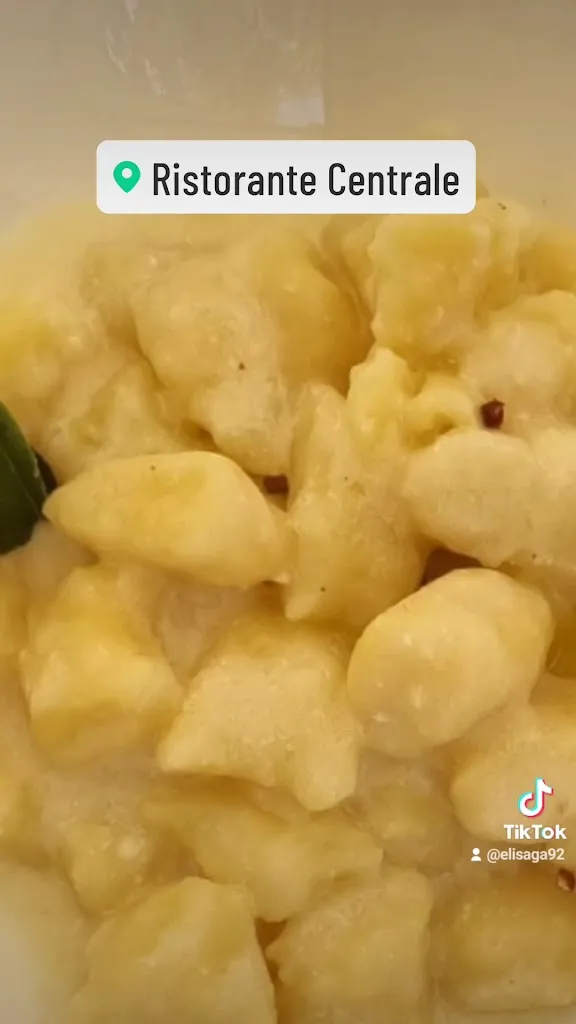 Ristorante Centrale_Mongardino_slider_image_2