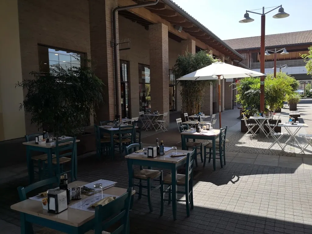I Partenopei - Mondovicino Outlet Village restaurant in Mondovì