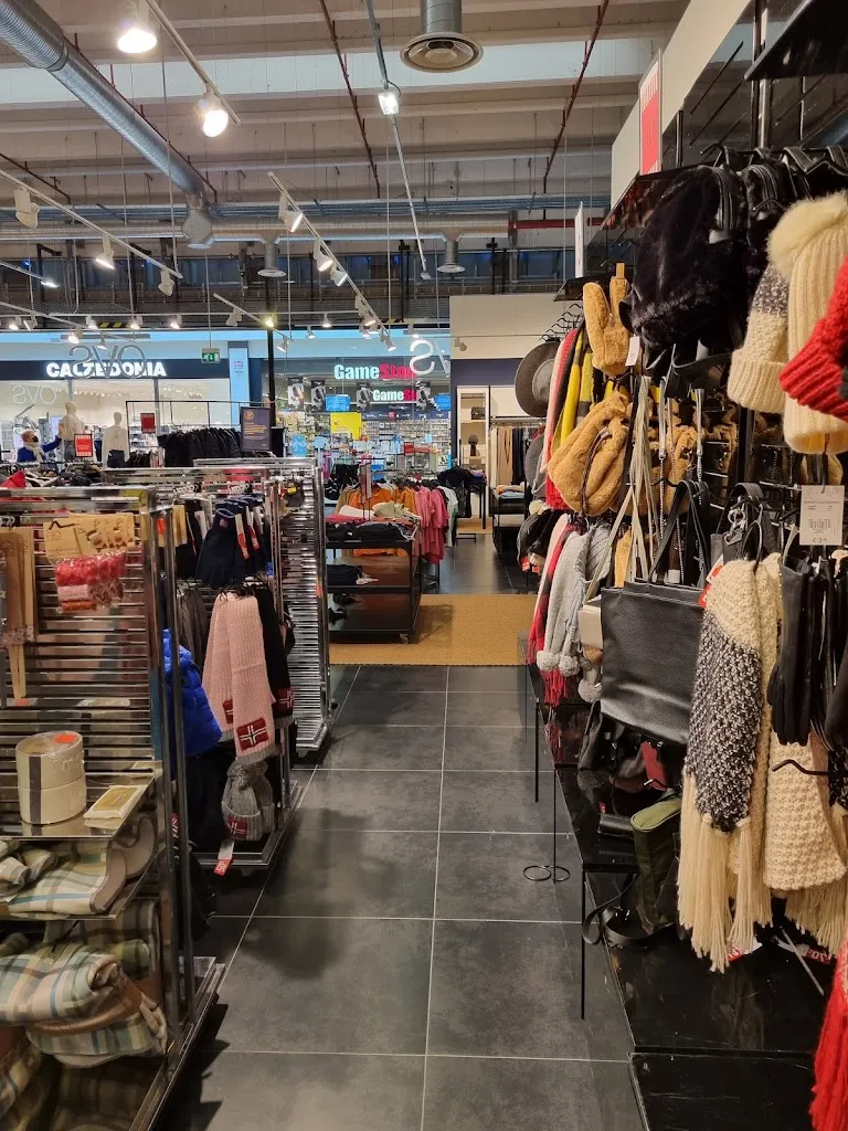 Mondovicino Outlet Village_Mondovì_slider_image_3