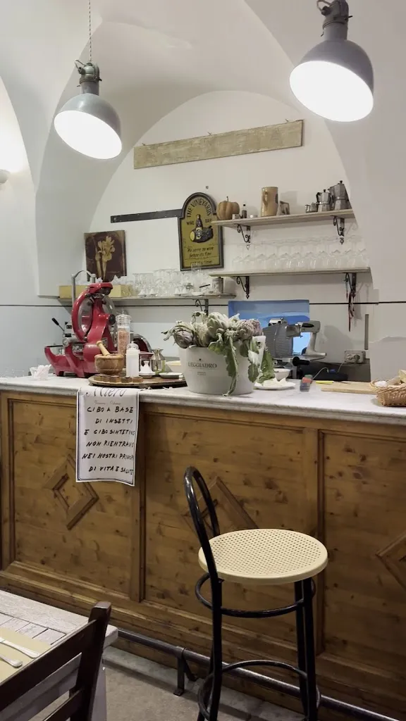 Vineria Osteria Mieró_Corigliano d'Otranto_slider_image_2