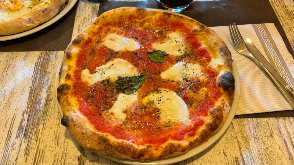 Markus Gebauer _ urbexery_Ristorante al 48_Moncalieri_review