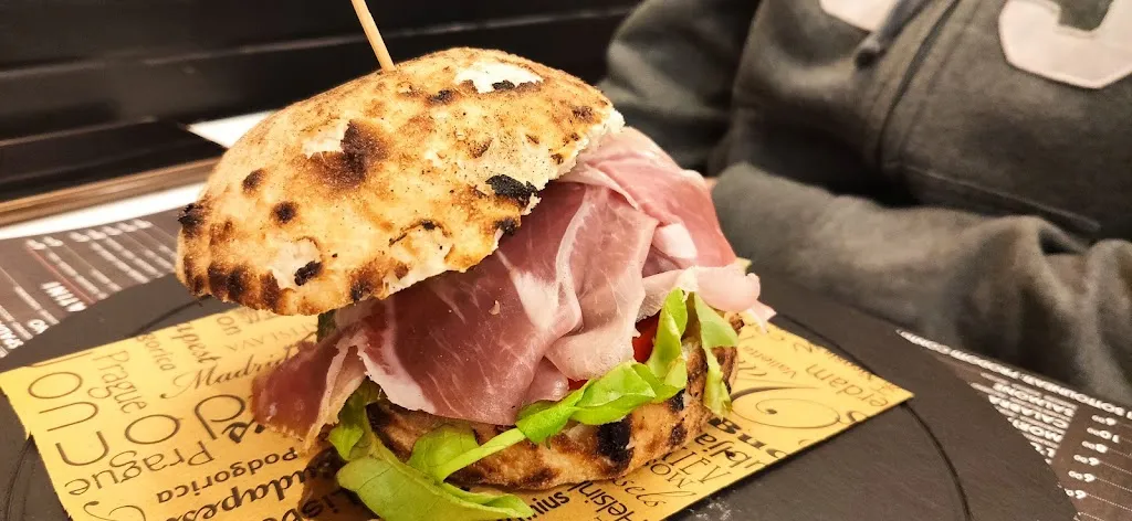 Menu_L'Oragiusta Moncalieri Bar Hamburgeria Tabaccheria_Moncalieri_image_6