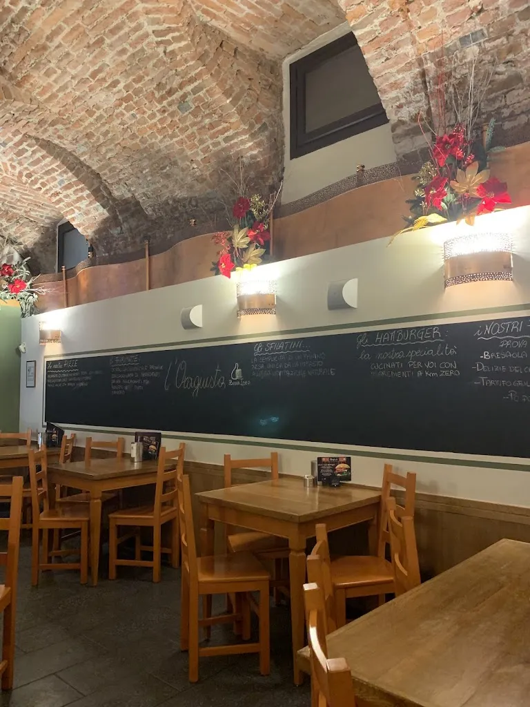 L'Oragiusta Moncalieri Bar Hamburgeria Tabaccheria restaurant in Moncalieri