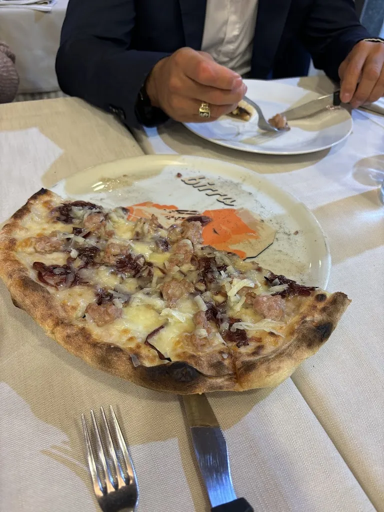 Nicole L_La Solita Solfa Pizzeria Ristorante_Moncalieri_review