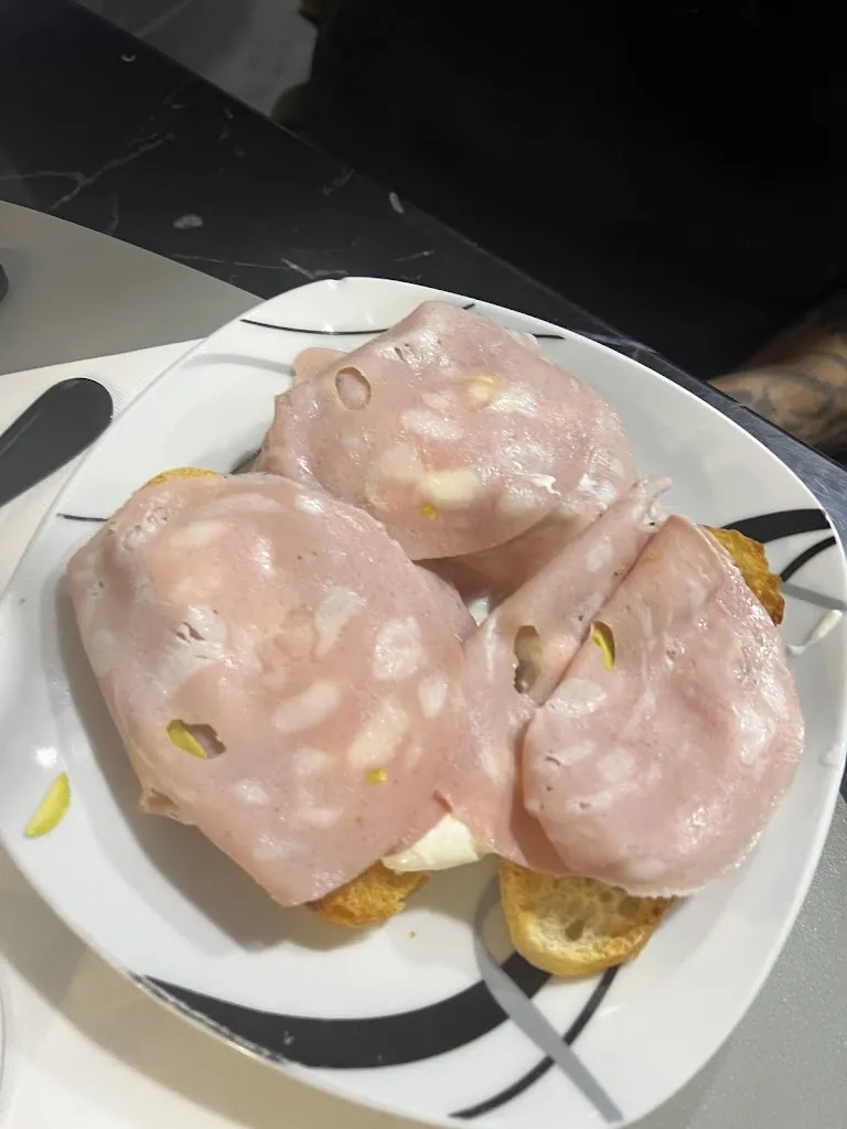 Mara Pisanchi_4p Pasta e Pizza Trattoria/Bar_Moncalieri_review