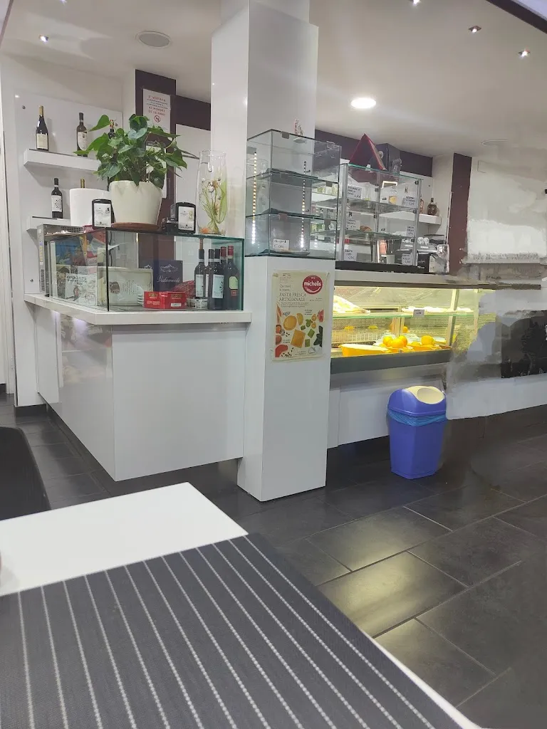 4p Pasta e Pizza Trattoria/Bar restaurant in Moncalieri