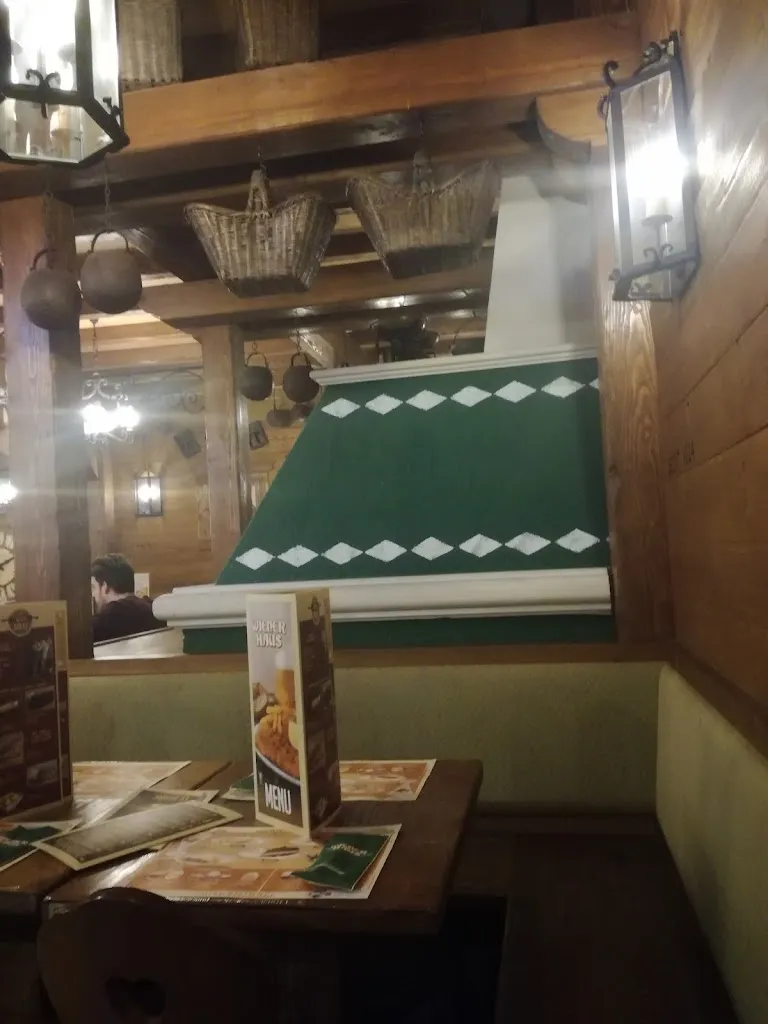 CDonatella Perrotta_Wiener Haus_Moncalieri_review