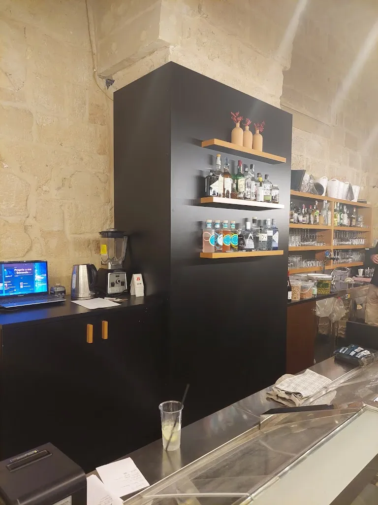 Pia Romano_NUVOLE Castello Volante_Corigliano d'Otranto_review