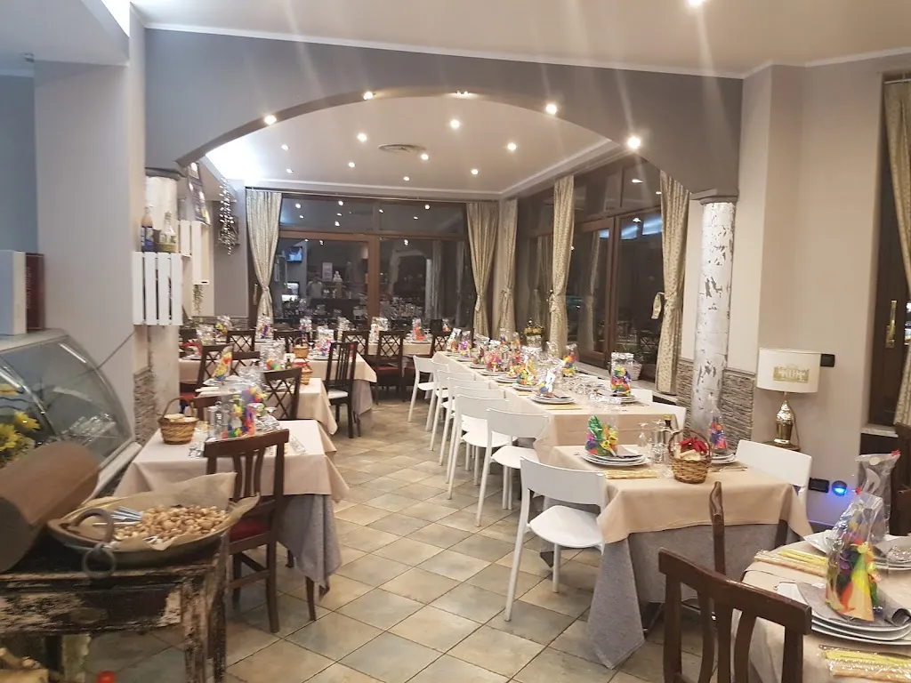 Monnalisa Bistrot restaurant in Montalenghe