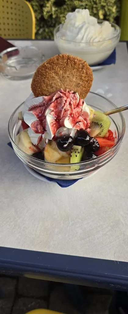 Phil C_Naretti Pasticceria_Montalenghe_review