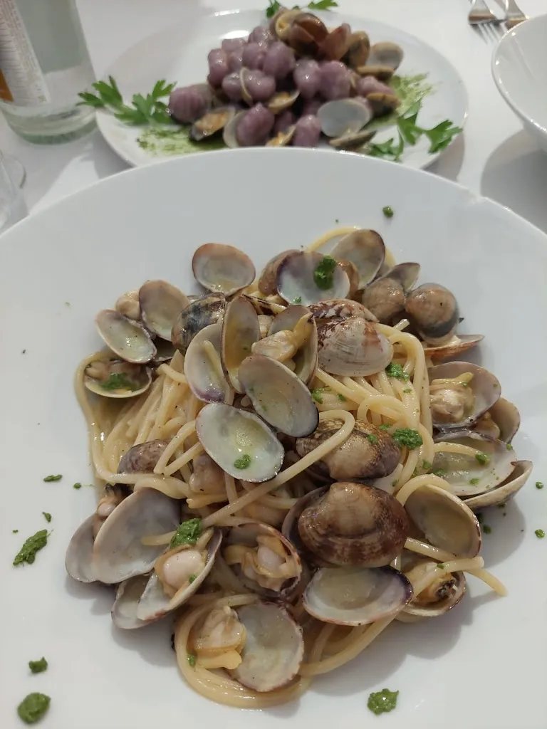 Fabrizio Genova_Trattoria Mediterraneo Da Fede_Montalto Dora_review