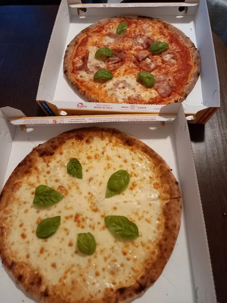 Strapizzami_Montalto Dora_slider_image_2