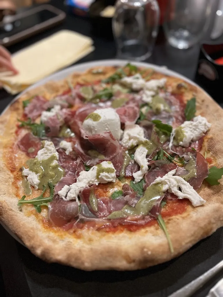 1000 • Pizza and Diner_Corigliano d'Otranto_slider_image_3