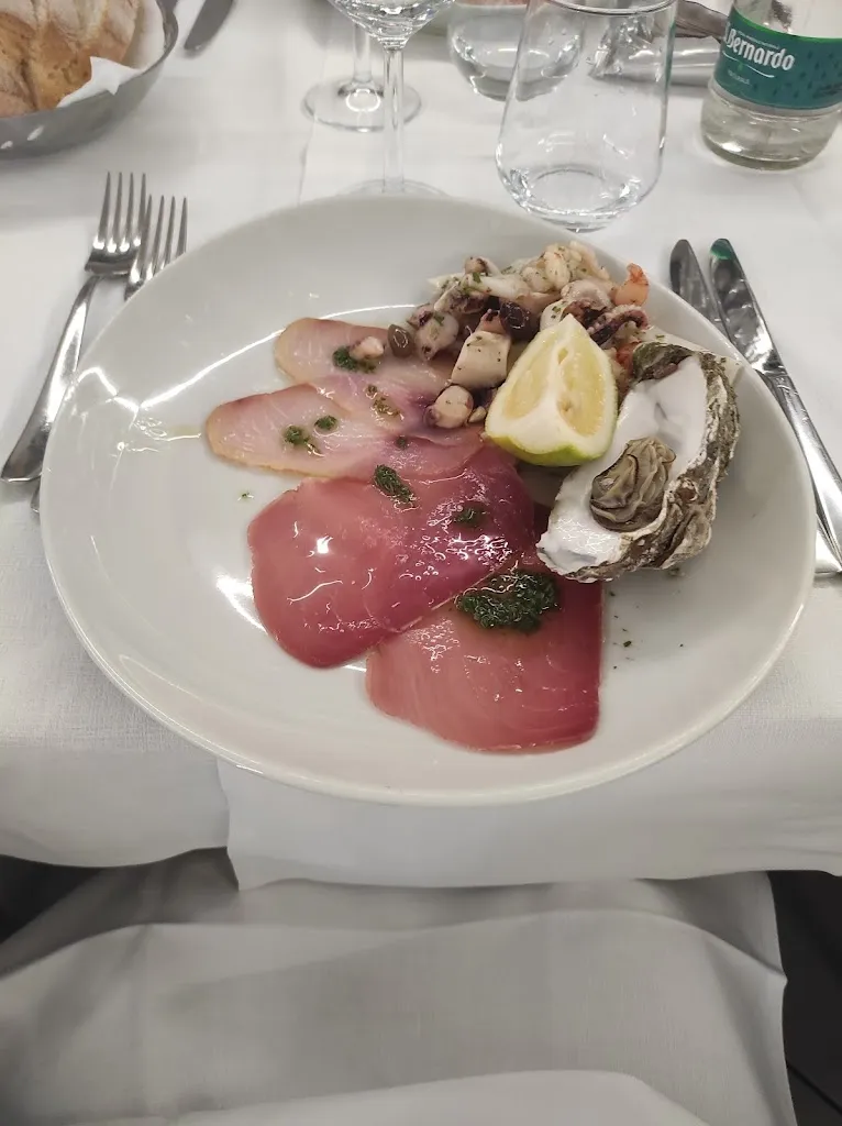 Elisabetta Cecchetto_Antonio e Maria_Montegrosso_review