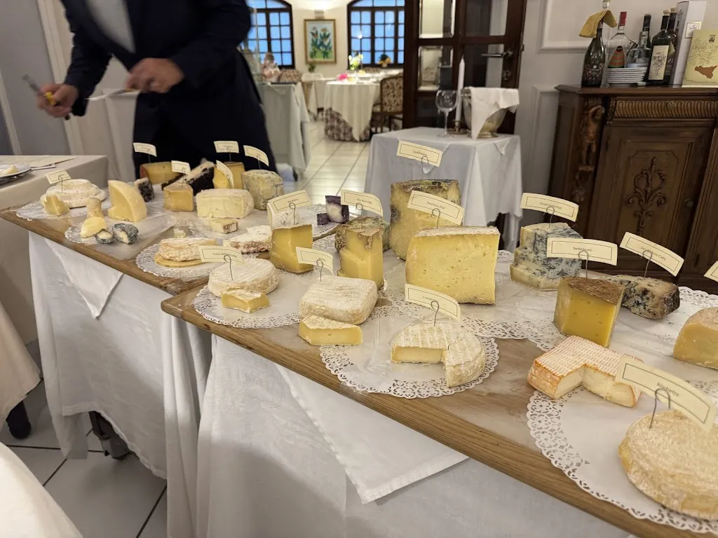 agnes tan_La Braja_Montemagno_review