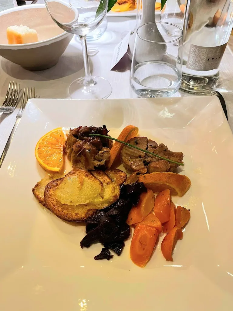 Villa Bellavista_Ristorante Ca' del Lupo_Montelupo Albese_review