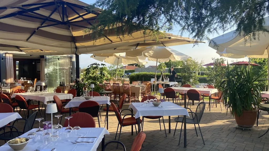 Ristorante Ca' del Lupo_Montelupo Albese_slider_image_1