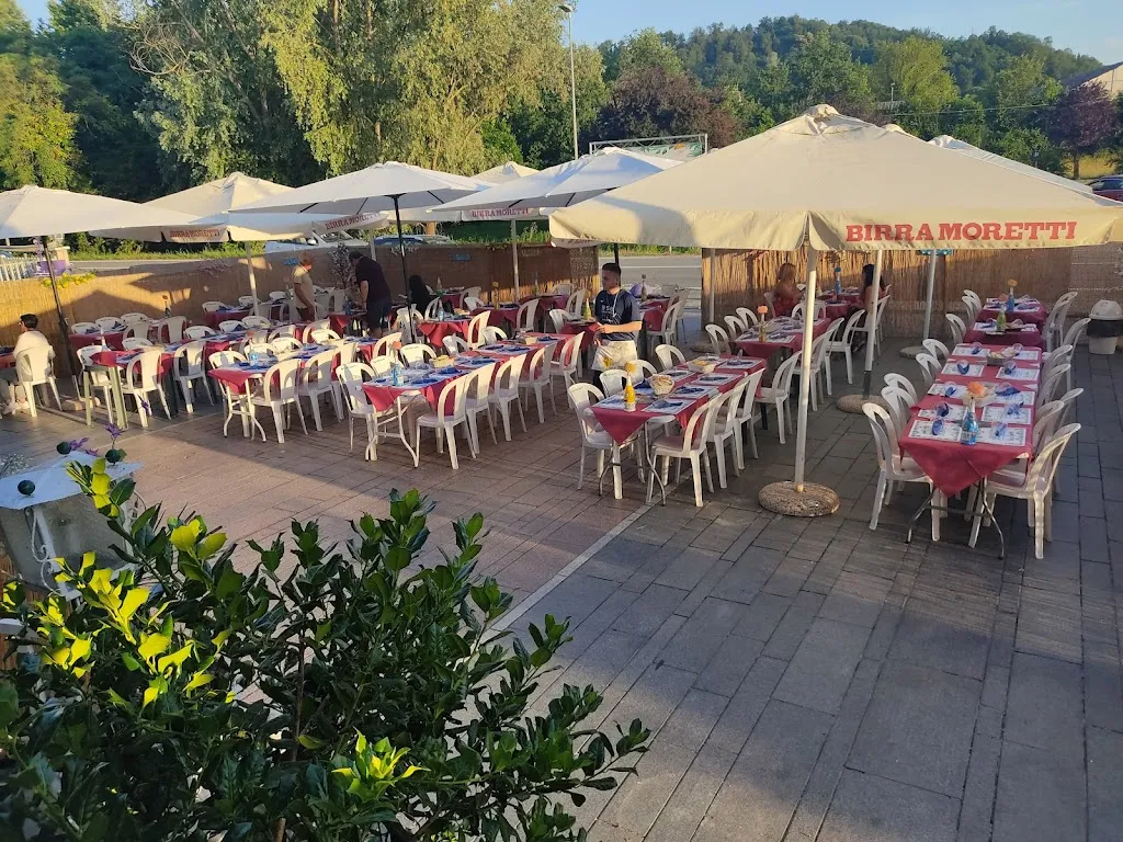 Bar Ristorante Mencagli restaurant in Monteu da Po