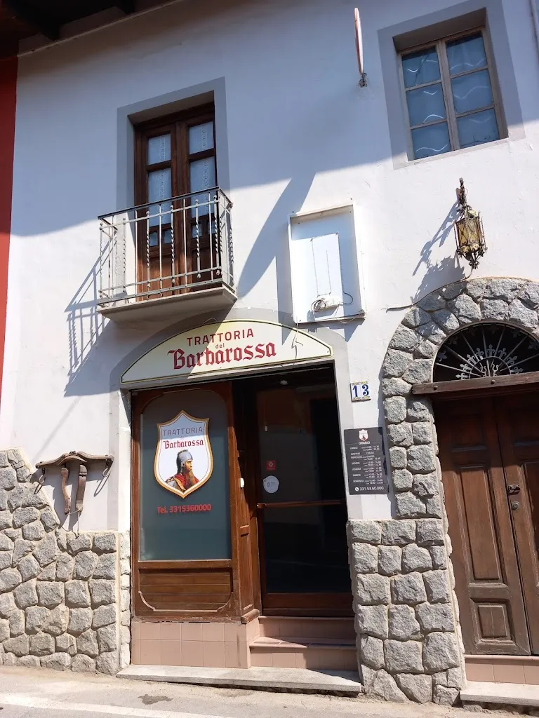 Trattoria del Barbarossa restaurant in Monteu Roero