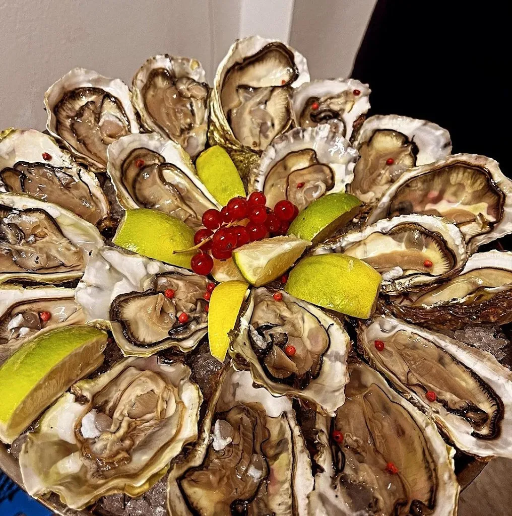 Menu_Ostrea Alba Bistrot-Aperitif-Cocktails and Wine_Mussotto_image_3