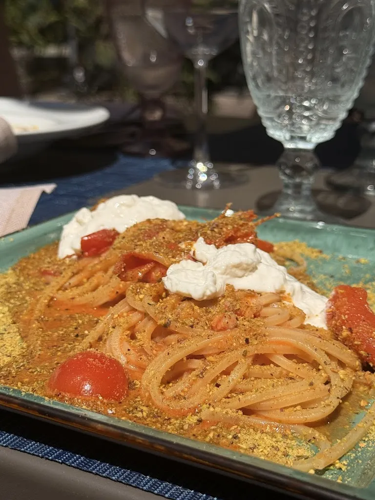 Giorgia Campo_Ostrea Alba Bistrot-Aperitif-Cocktails and Wine_Mussotto_review