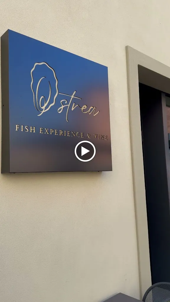 Ostrea Alba Bistrot-Aperitif-Cocktails and Wine_Mussotto_slider_image_2