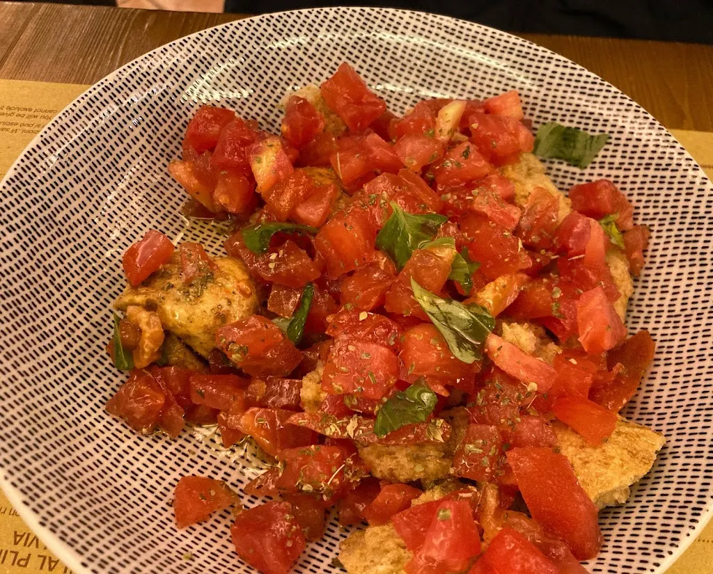 B Gonglewski_Acquasale_Mussotto_review