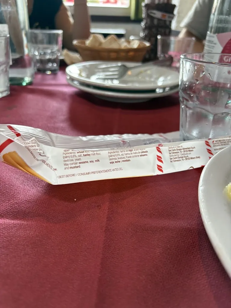 Filippo Rosa_Bar Pagoda_Nebbiuno_review