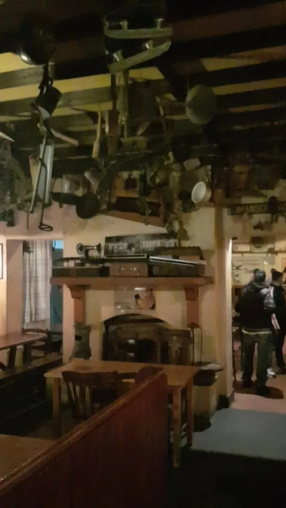 Molly Malone's_Nebbiuno_slider_image_2