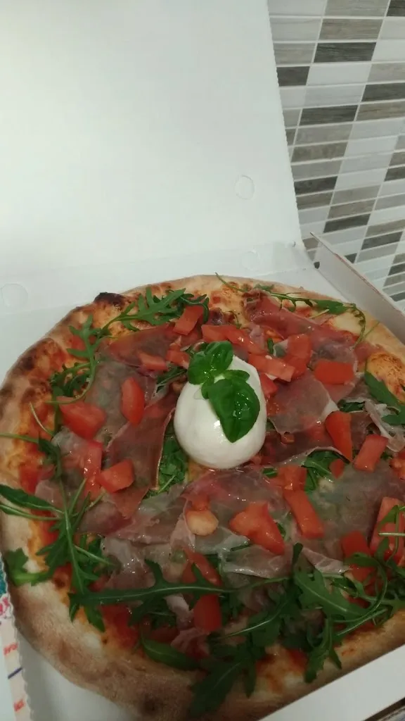 Voglio la Pizza restaurant in Nebbiuno
