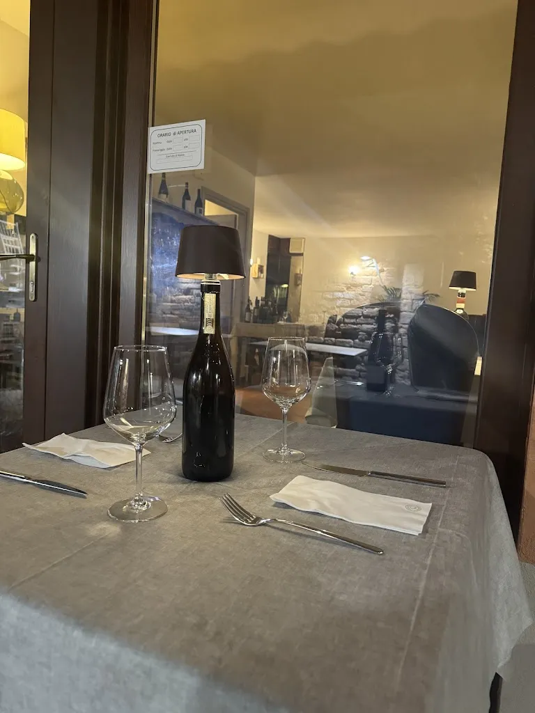 Osteria Suta restaurant in Neive-Borgonovo