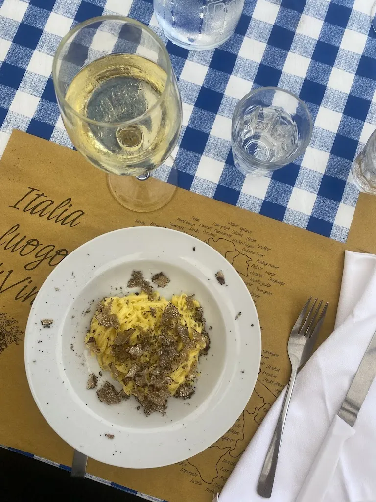 Viviana Perosino_J'Amis d'la Piola_Neviglie_review